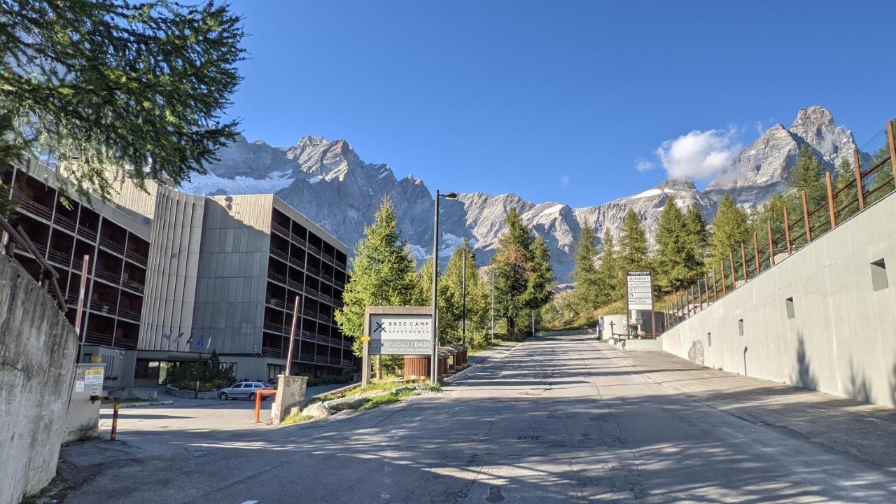 Cervinia Apartment 2121 - Ski & Mountain Panorama بيريوِل تْشيرفينيا المظهر الخارجي الصورة