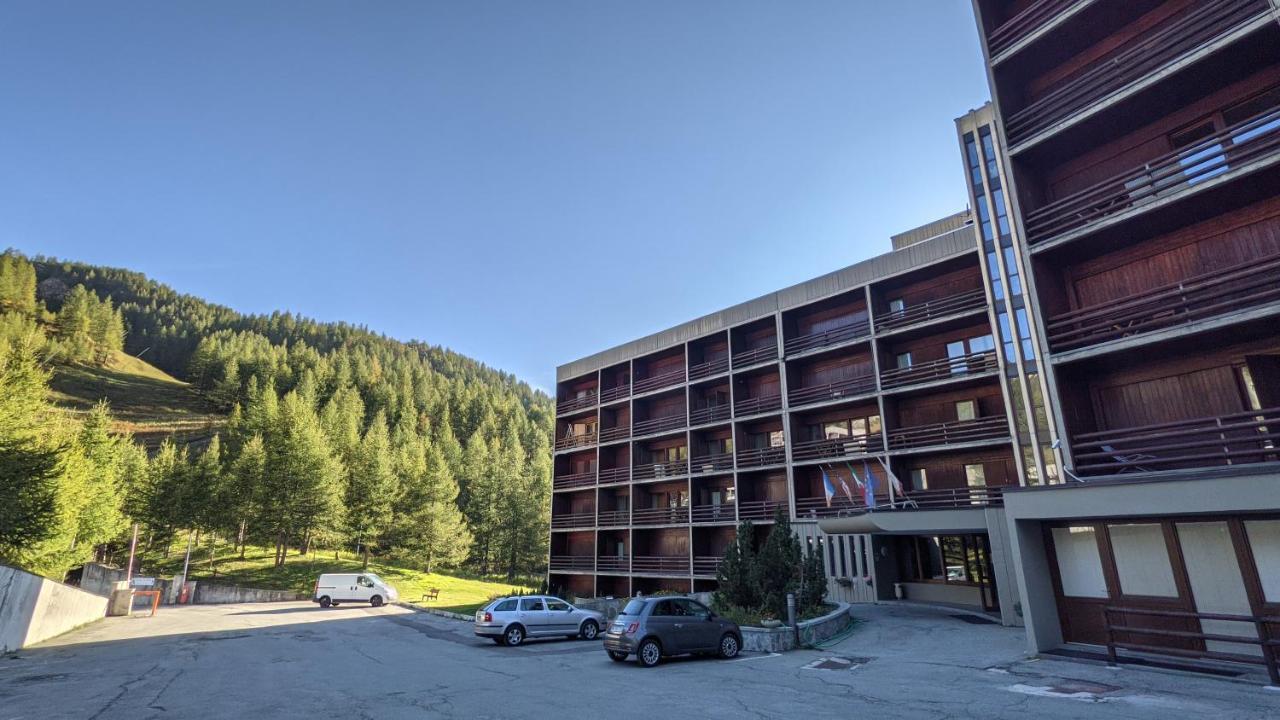 Cervinia Apartment 2121 - Ski & Mountain Panorama بيريوِل تْشيرفينيا المظهر الخارجي الصورة